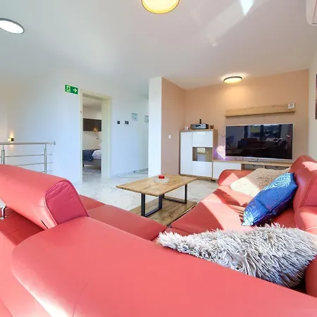 Exclusive Five Star Marija Krk Apartment *